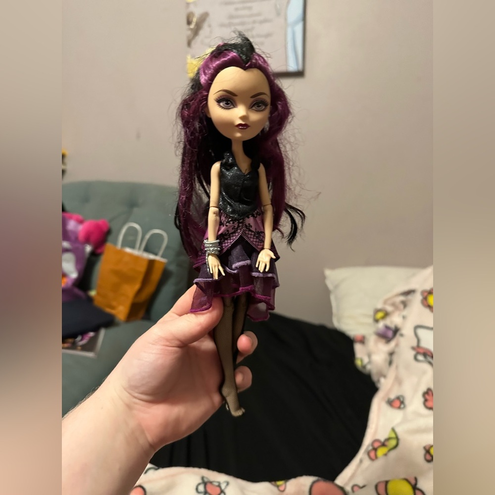 Ever after high raven first edition